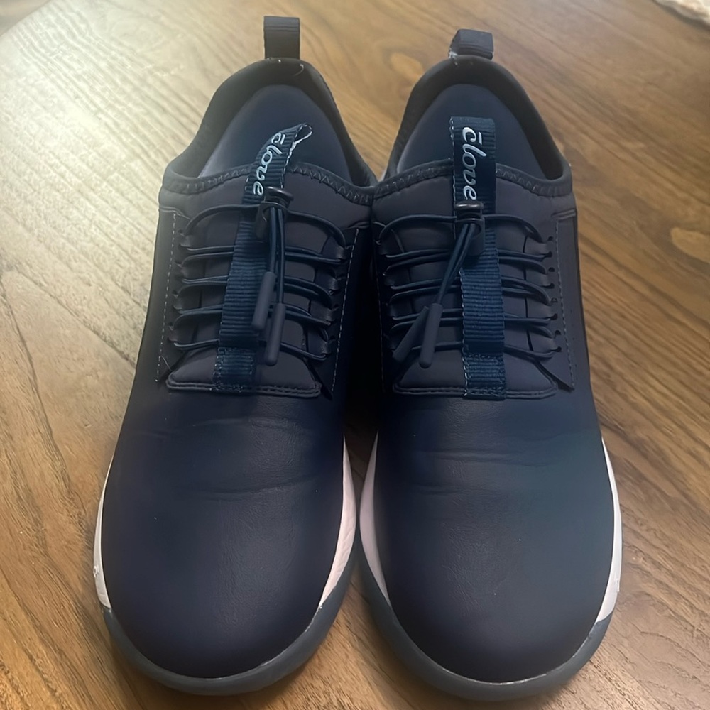 Clove unisex Blue Sneakers size W9.5 | M8